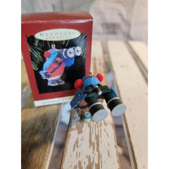 Hallmark Bird-Watcher 1993 Ornament xmas - Picture 1 of 5
